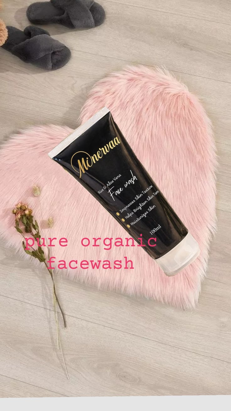 Minervaa Herbal Face Wash — skin brightening cleanser with herbal extracts